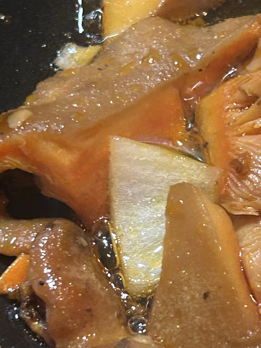 Ein Pilz der gar nicht nach Pilz schmeckt?! 

Ein Pilz mit einer Konsistenz von Lachs/Steak?!

Ein Pilz der schöner nic…