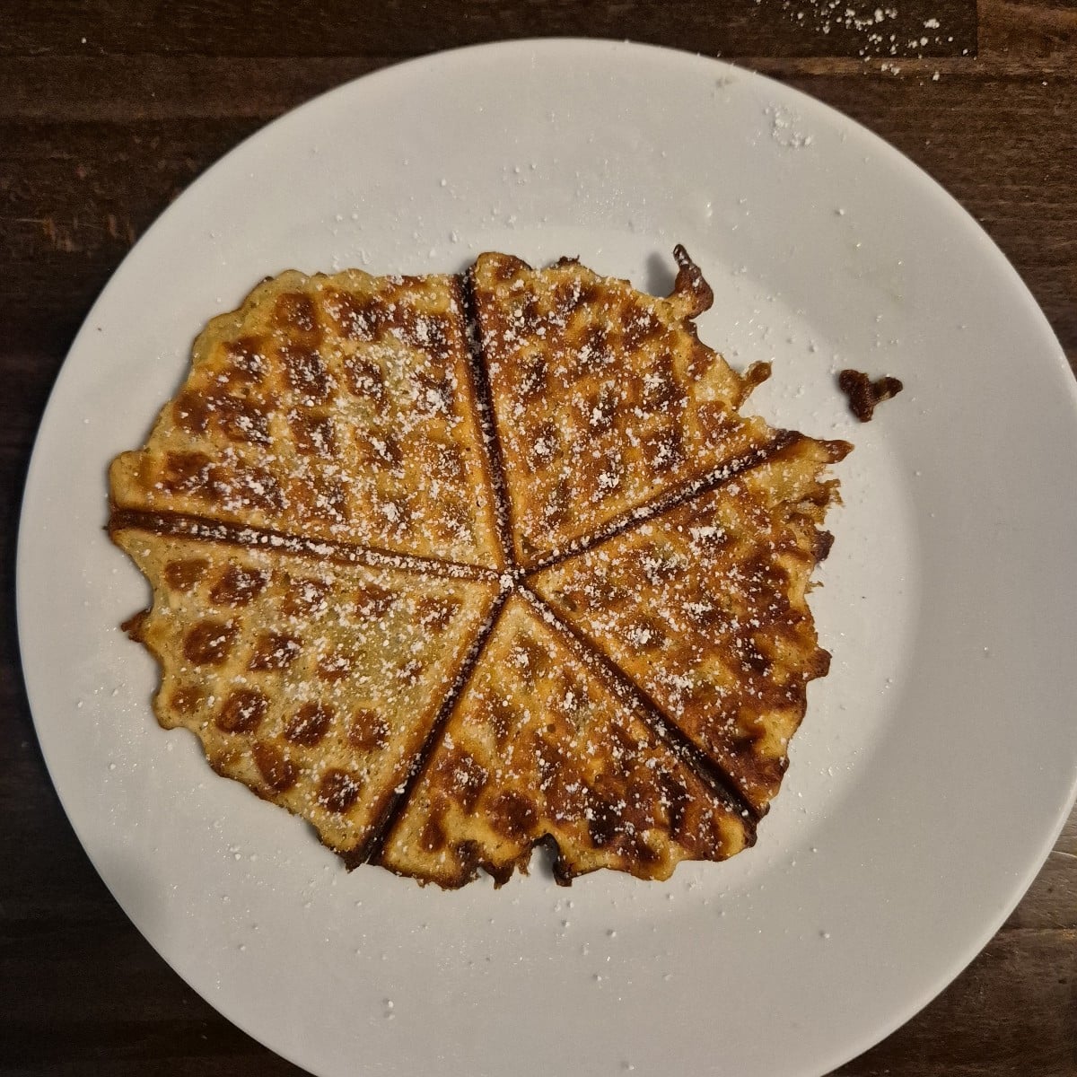 Am Wochenende war mal wieder zu wenig Zeit. Aus einem Pflanzsack habe ich 2 kg Kartoffeln geerntet (rote Emmalie). Es g…