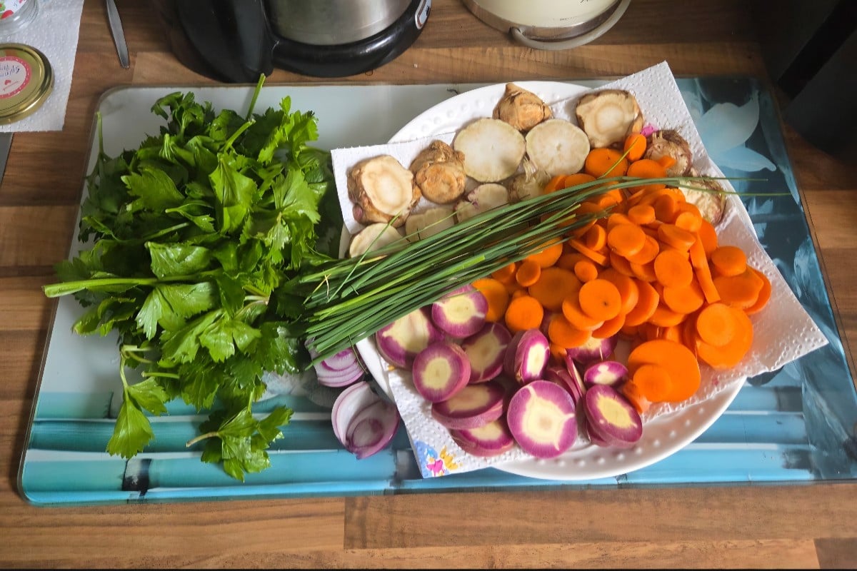 Heute geht's ans Dörren für meinen Gemüsebrühevorrat 🥰 
