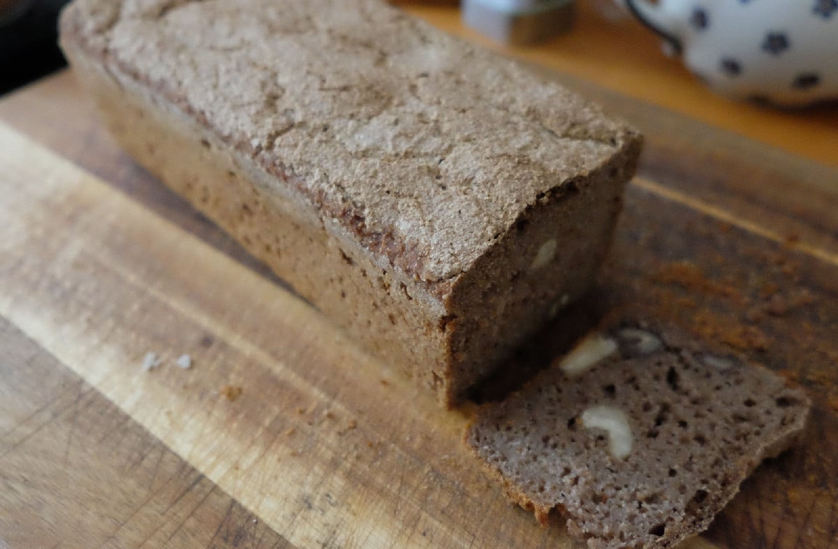Es ist mir jetzt schon zum zweiten mal passiert, dass mein Brot nicht richtig aufgegangen ist und ich habe die Hitze im…